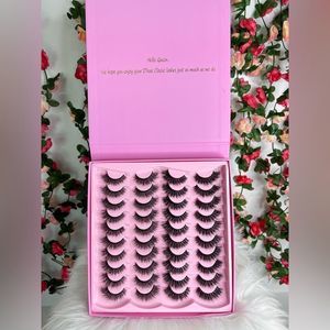 20 Pairs of 3D lashes I Lash Book | Mink Lashes I Faux Lashes | Dluxe Classic 03